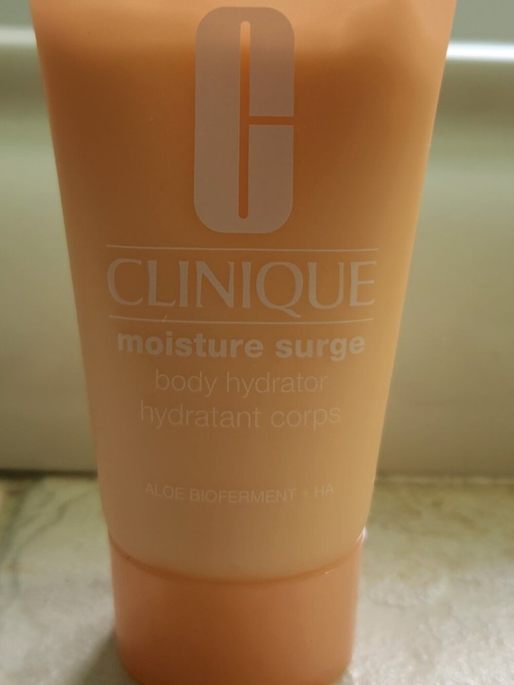 Clinique Moisture Surge Body Hydrator 1 fl. oz.